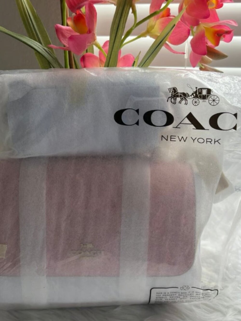 Coach Klare in signature powder pink - Picture 6 of 6